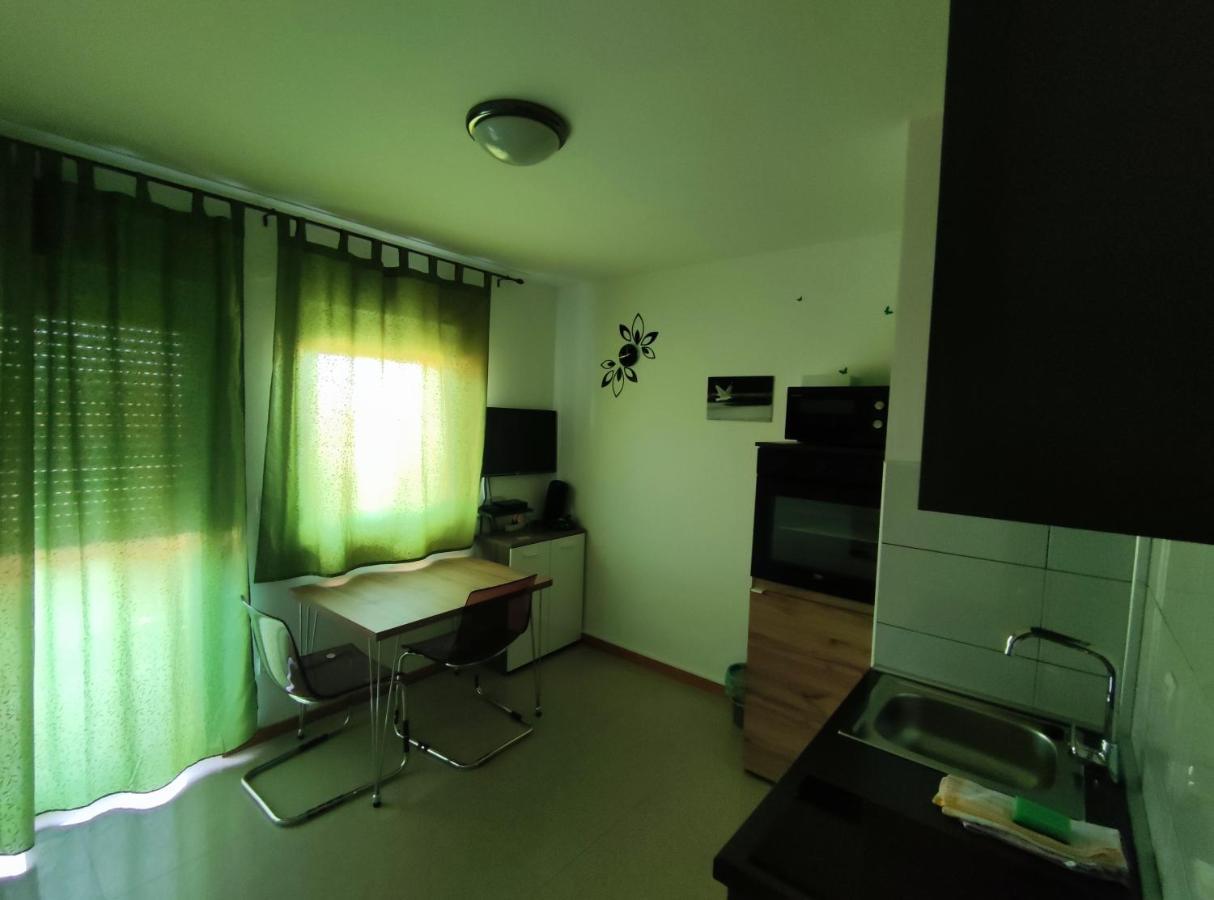 קרס Apartments Pongrac מראה חיצוני תמונה