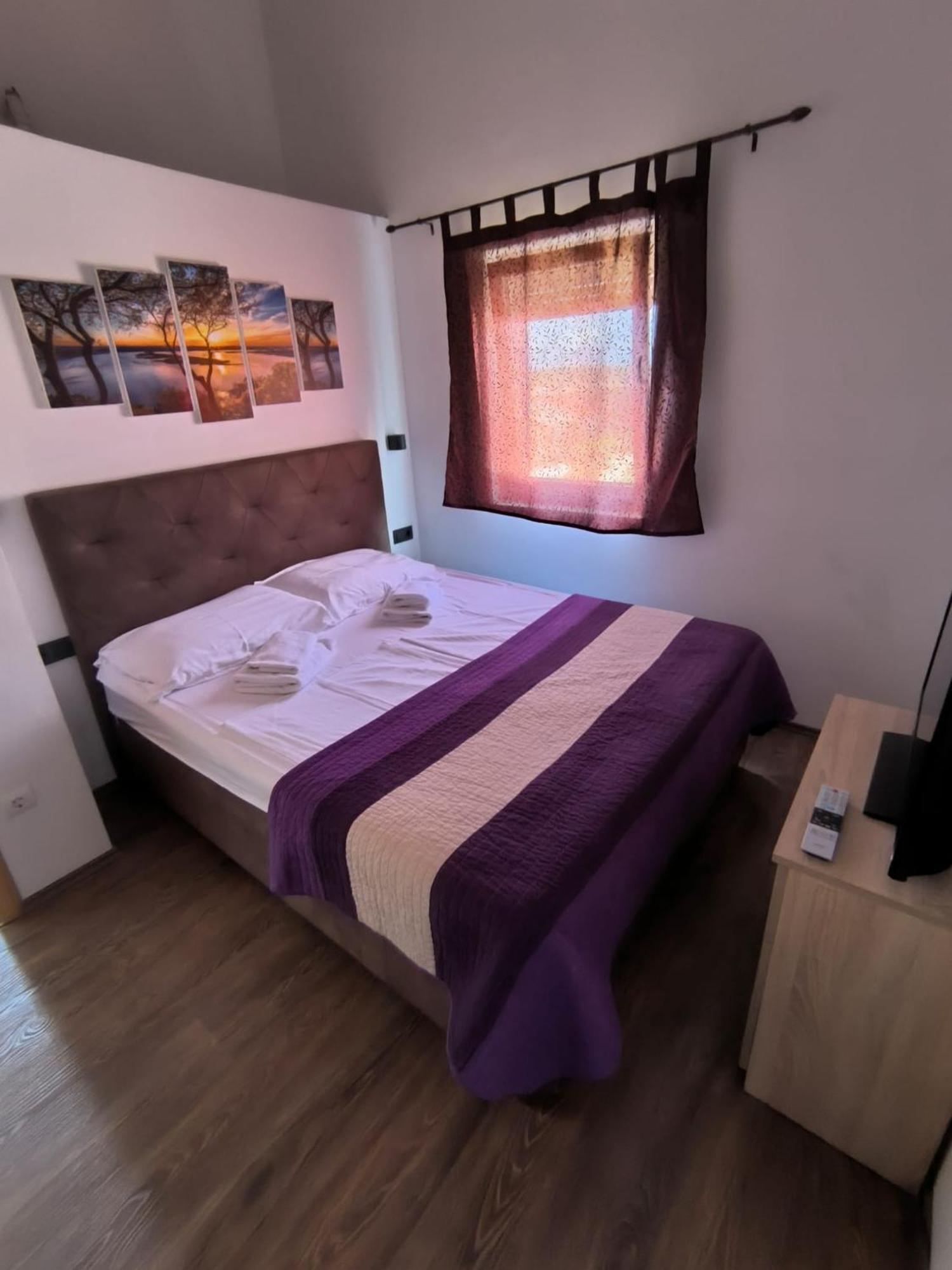 קרס Apartments Pongrac מראה חיצוני תמונה