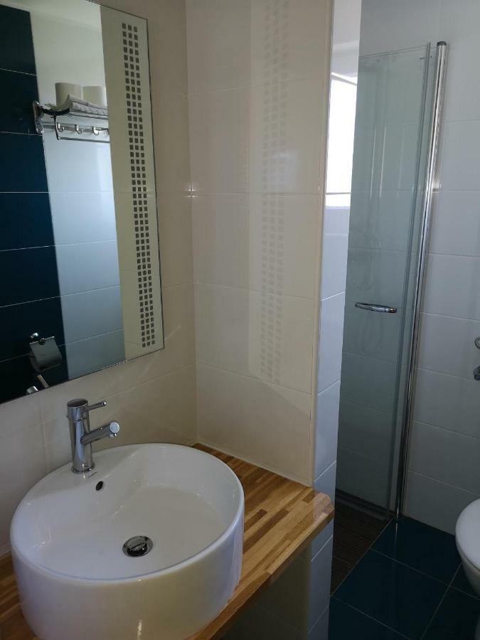קרס Apartments Pongrac מראה חיצוני תמונה