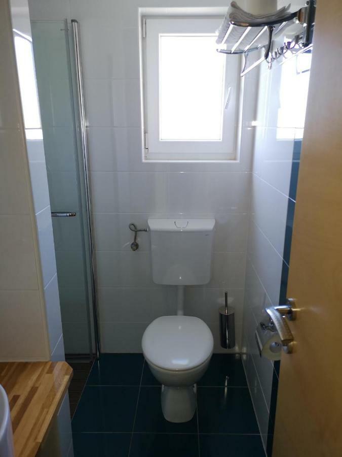 קרס Apartments Pongrac מראה חיצוני תמונה